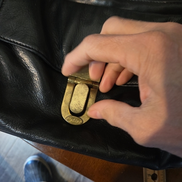 Donna Karan DKNY black Lambskin Crossbody bag Purse, VTG Butter Soft - Picture 6 of 16